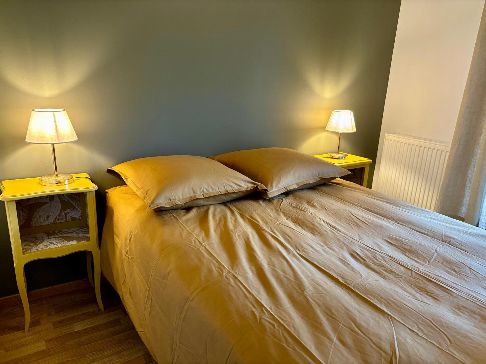 Appartement Proche Centre Parking & Terrasse Besancon Exterior photo