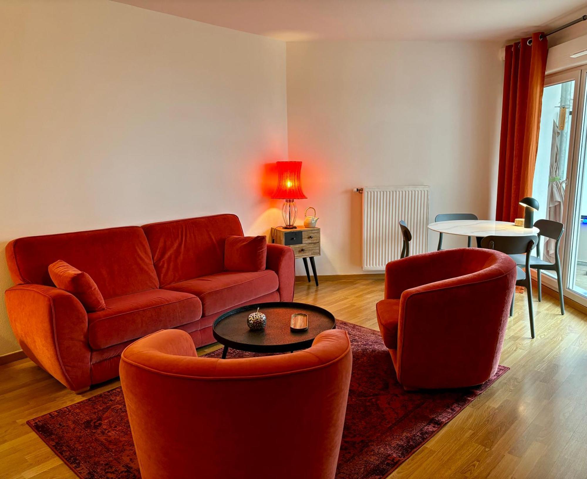Appartement Proche Centre Parking & Terrasse Besancon Exterior photo